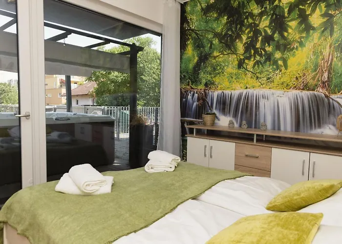 Апартаменти Dream Getaway With Jacuzzi And Pool *